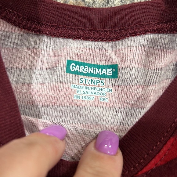 Garanimals T-shirt size 5T - Picture 3 of 5